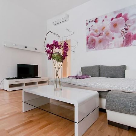 Central Apartment Vienna City Center Exterior photo